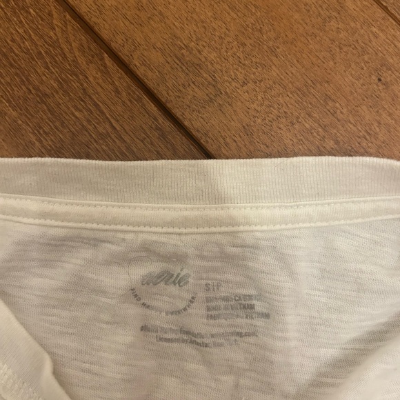 Aerie - Picture 3 of 3